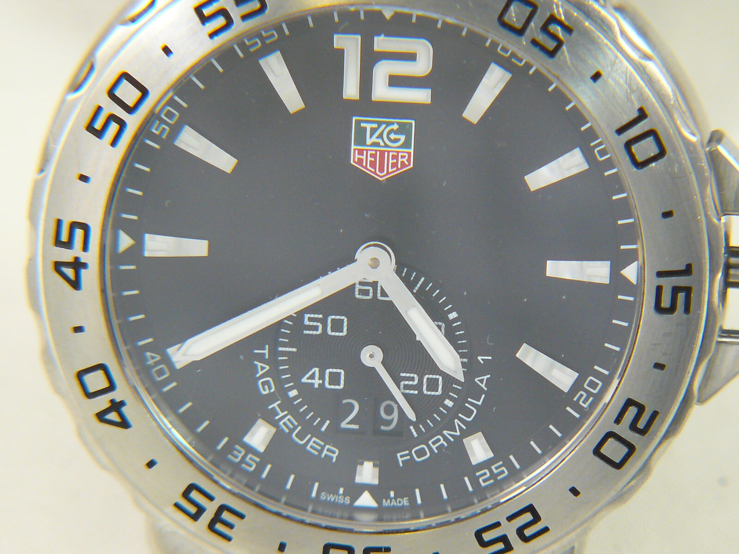 TAG Heuer Formula 1 Quartz Grande Date just serviced new battery from EU