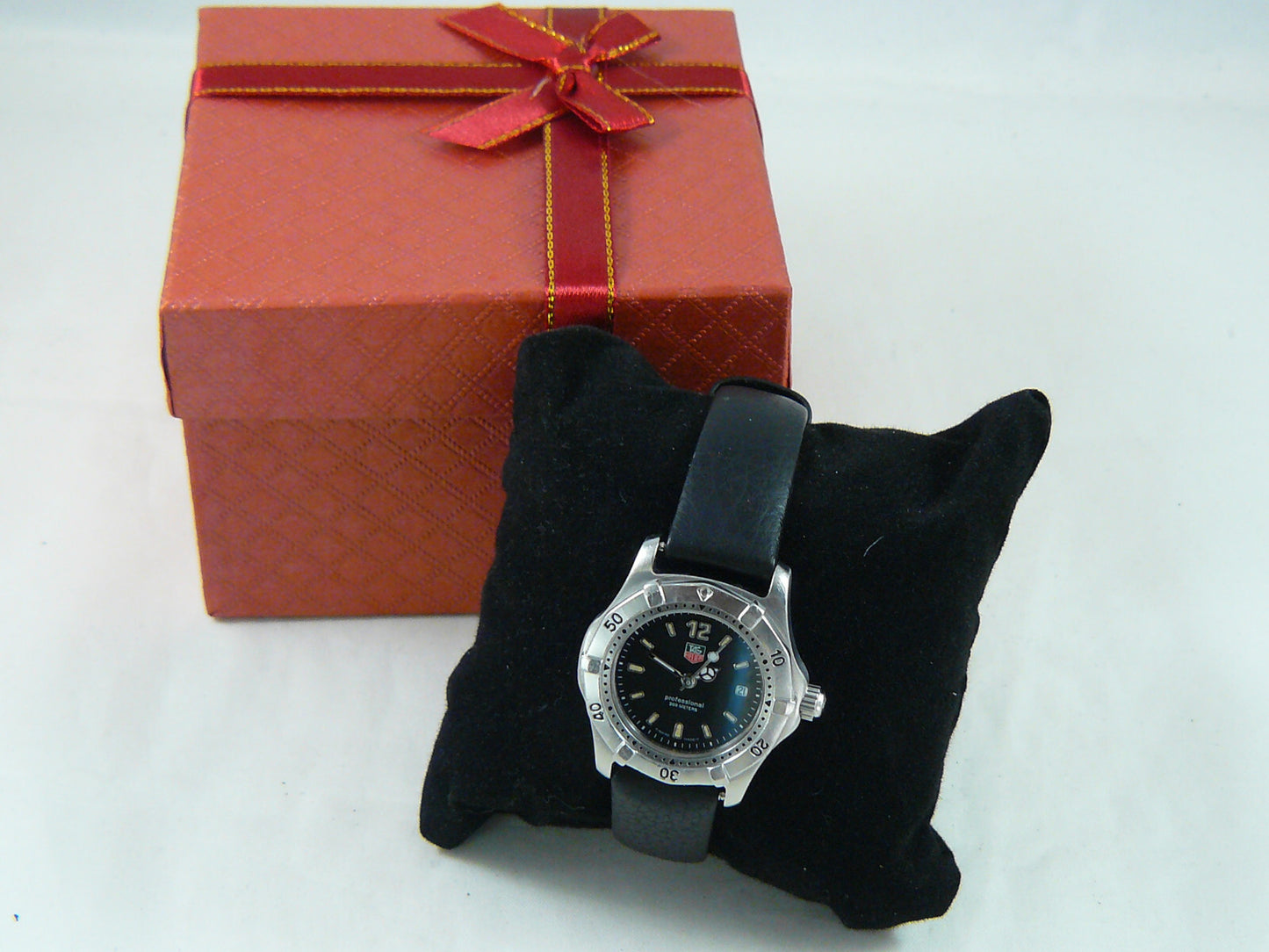 TAG Heuer 2000 Professional Ladies WK1312 black dial on a black Speidel band EU