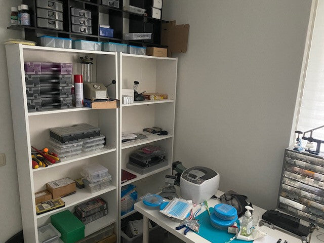 Traditional watch movement servicing for any (TAG )Heuer Quartz movement from EU