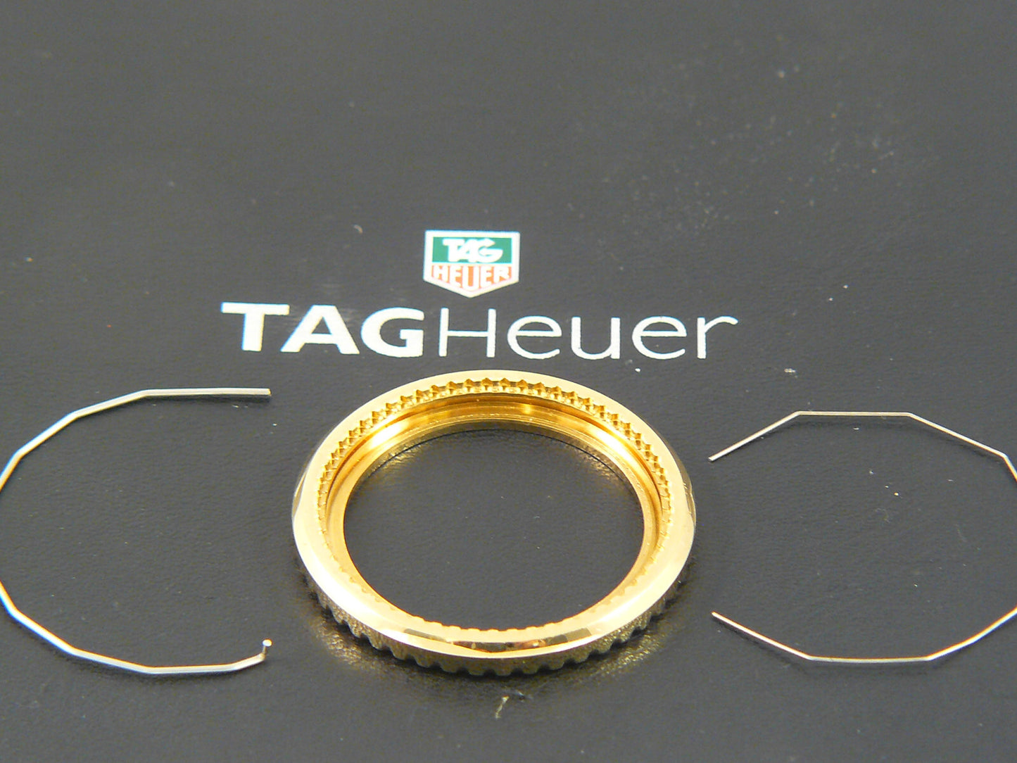 NOS Gold pl. Bezel Heuer 984.013 “Wolf of Wall Street”, 980.020, 980.029 from EU