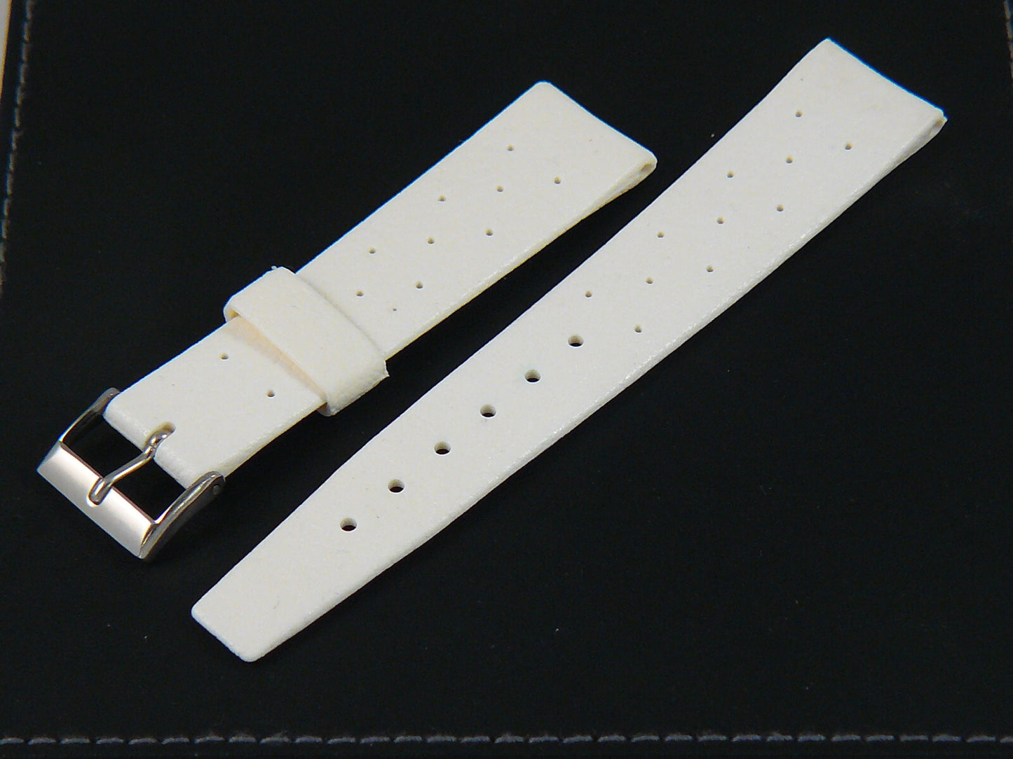 Original NOS 1960-1970 vintage Long Tropic Star Swiss 19mm curved end watch band